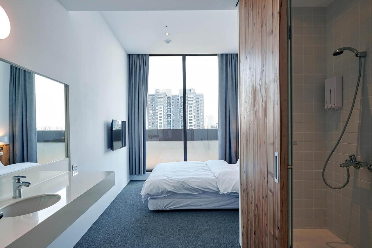 Star Hostel Taichung Parklane Exterior foto